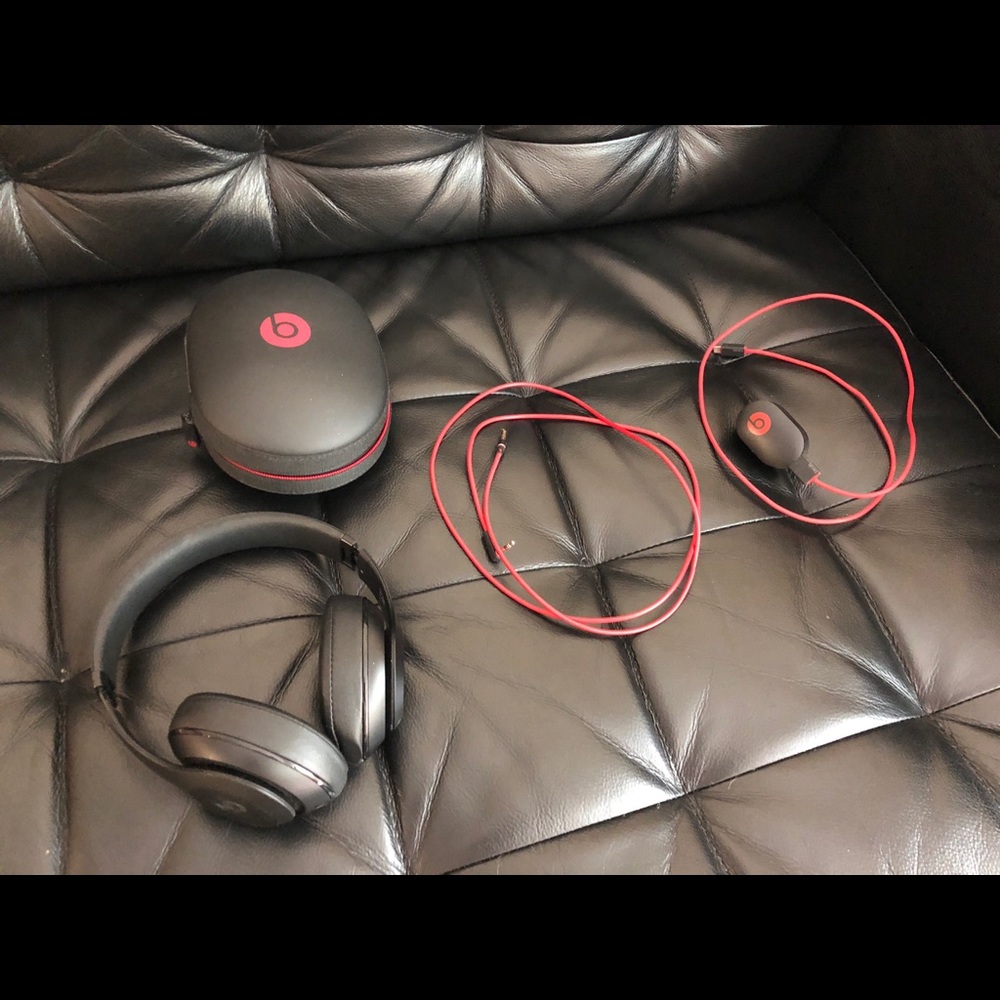 Beats headphone Dr.Dre Studio 2